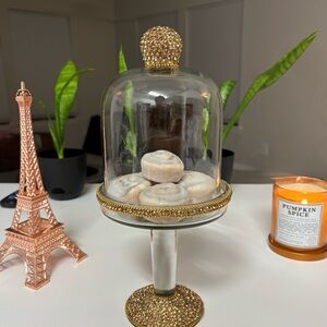 Elegant Gold and Clear Glass Cloche with Stand Cake Dessert Pastries